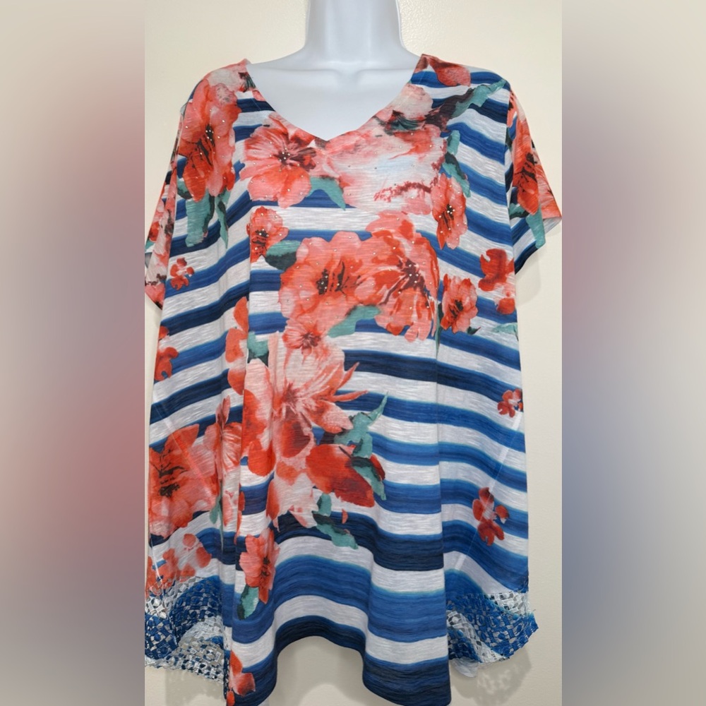 Time and Tru XL Floral Striped Women's Top